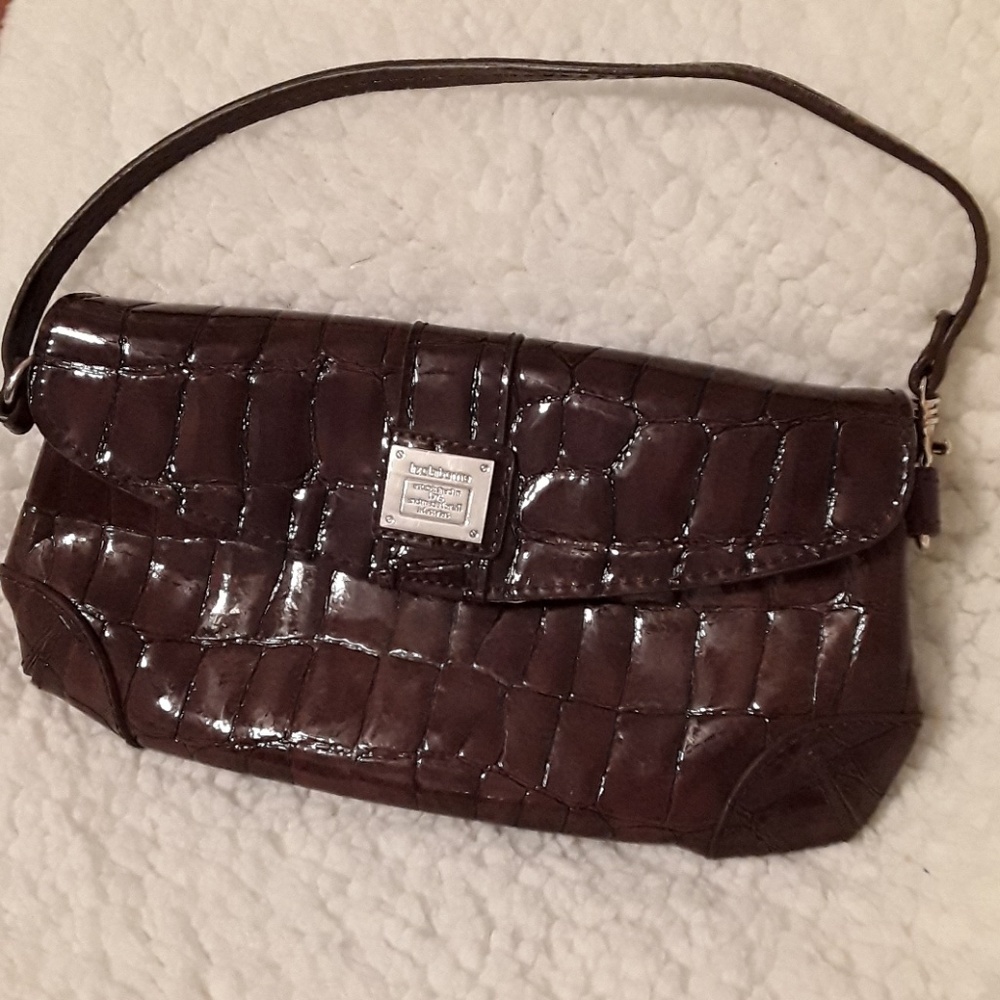 Liz Claiborne.